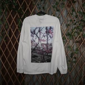 Medium - fear of God essentials pacsun jerry FOG LS t-shirt